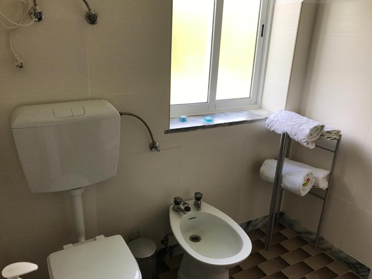 Europa Apart Bed & Breakfast Castanheira de Pera Exterior foto